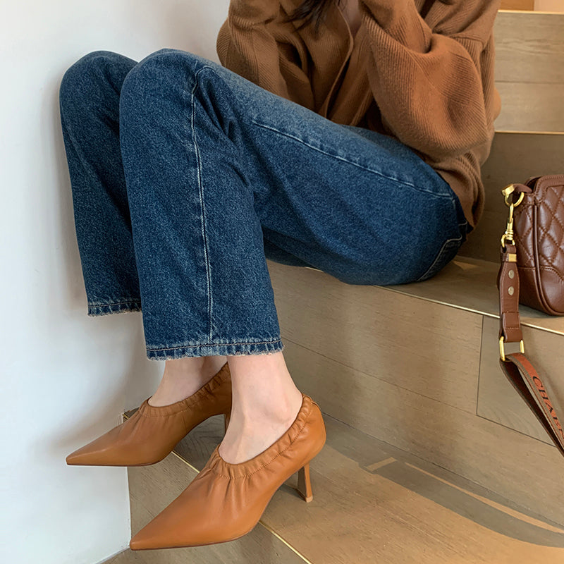 Denali – Handgefertigte Slip-On-Pumps mit spitzer Zehenpartie