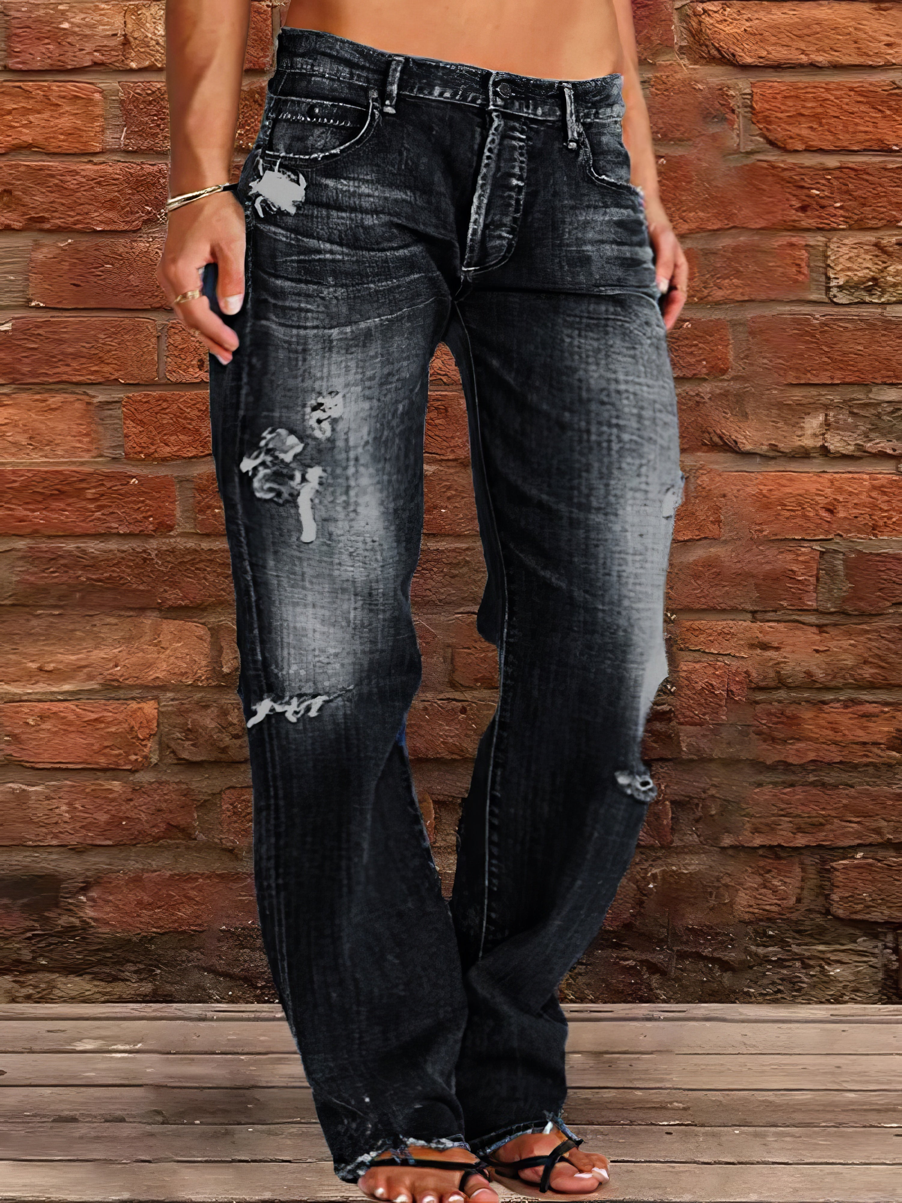 Lässige, gerade geschnittene Stretch-Jeans mit Rissen und Waschung