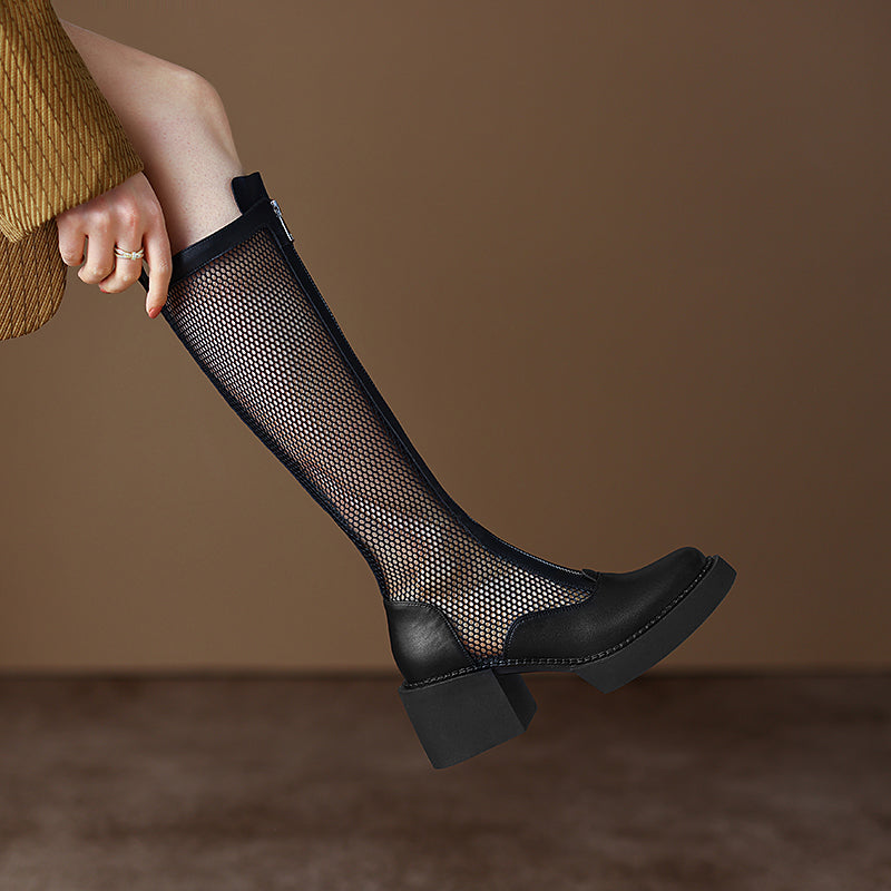 Evie, schwarze kniehohe Stiefel aus Netzstoff mit Absatz