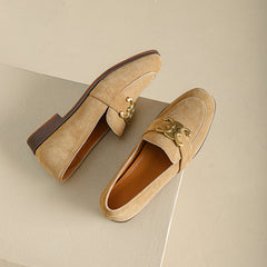 Cataleya Damen-Loafer aus Wildleder mit Kette